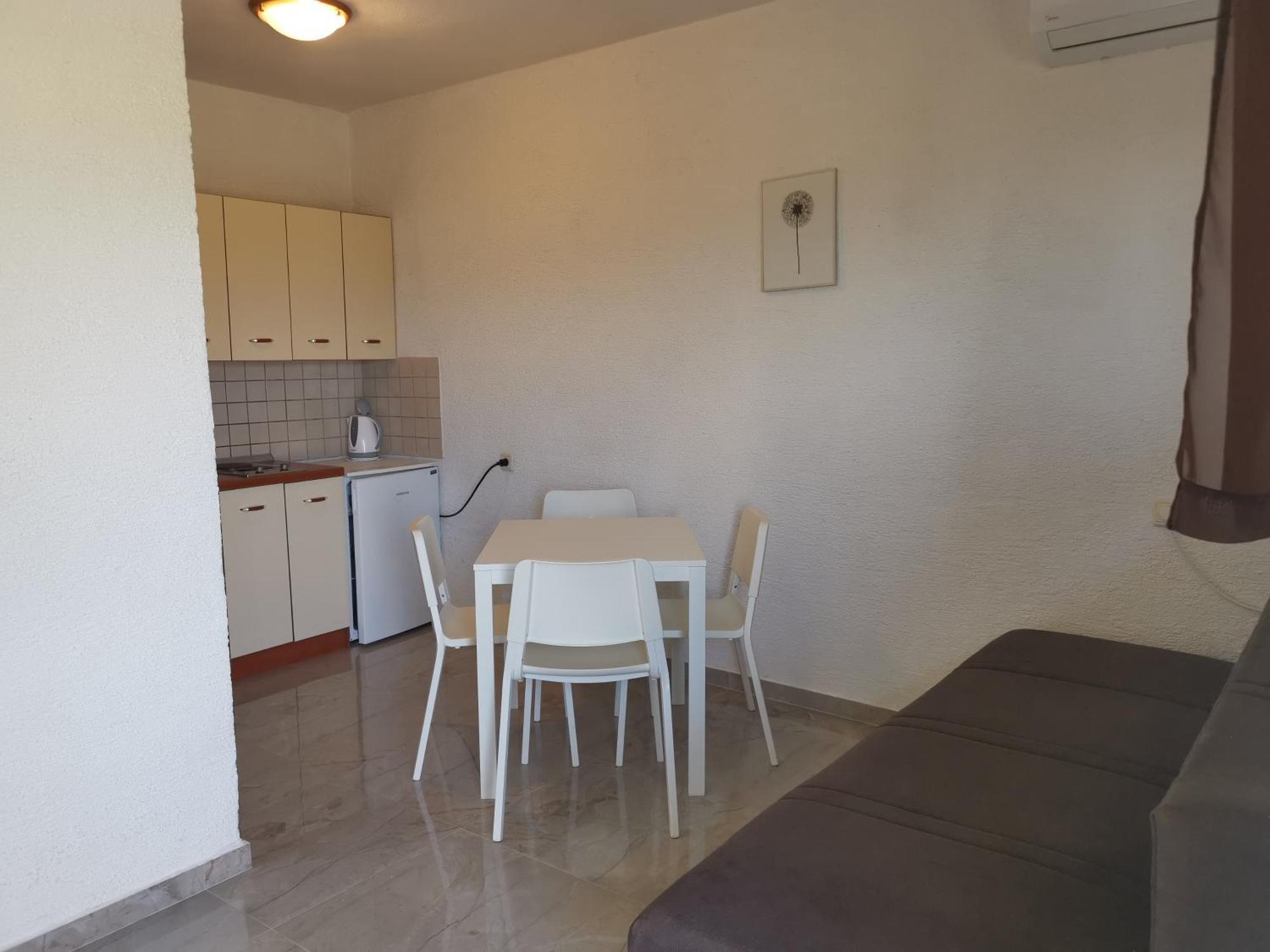 Apartments Monika Нін Екстер'єр фото